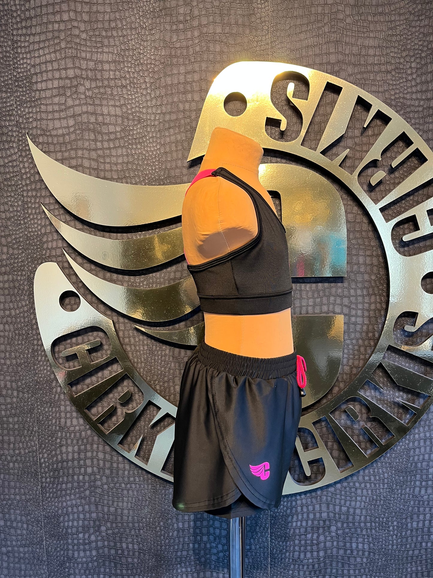 Cirkis Essentials Girls Pink Cross Strap Crop Top.