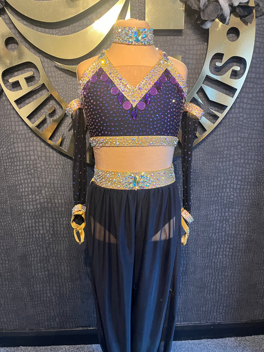 Age 12-13 Ex Sponsored Black & Gold 2 Piece Costume.